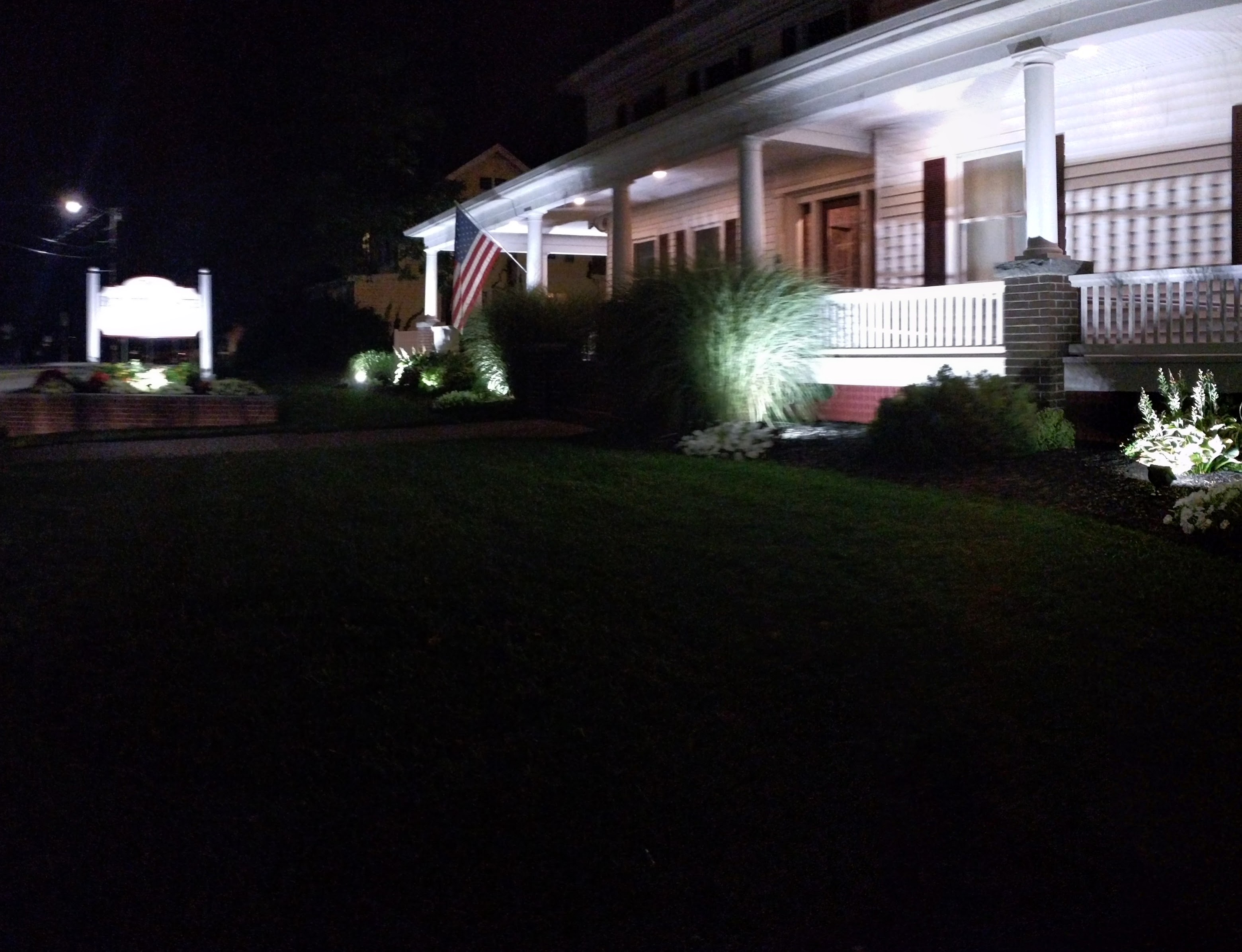 Burnett & White Funeral Home
