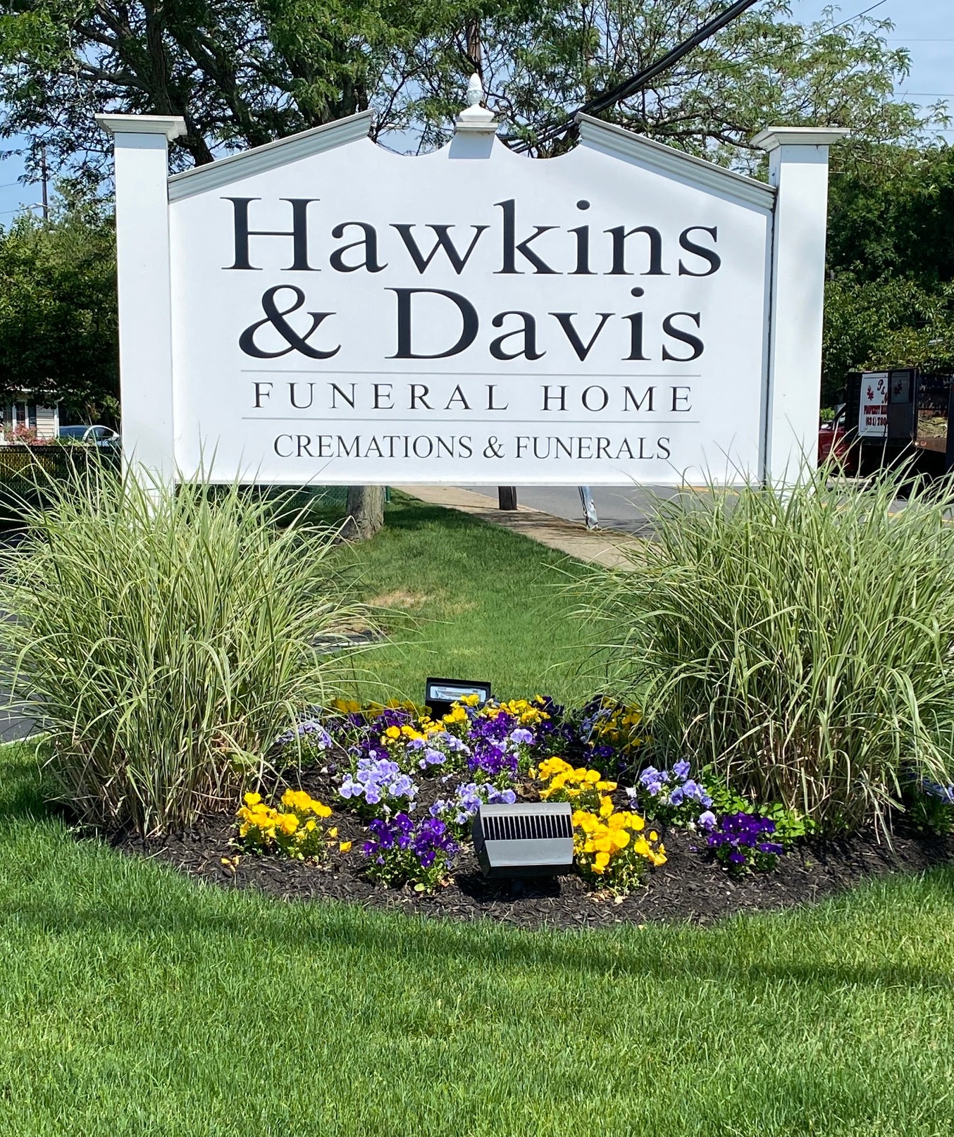Hawkins & Davis Funeral Home