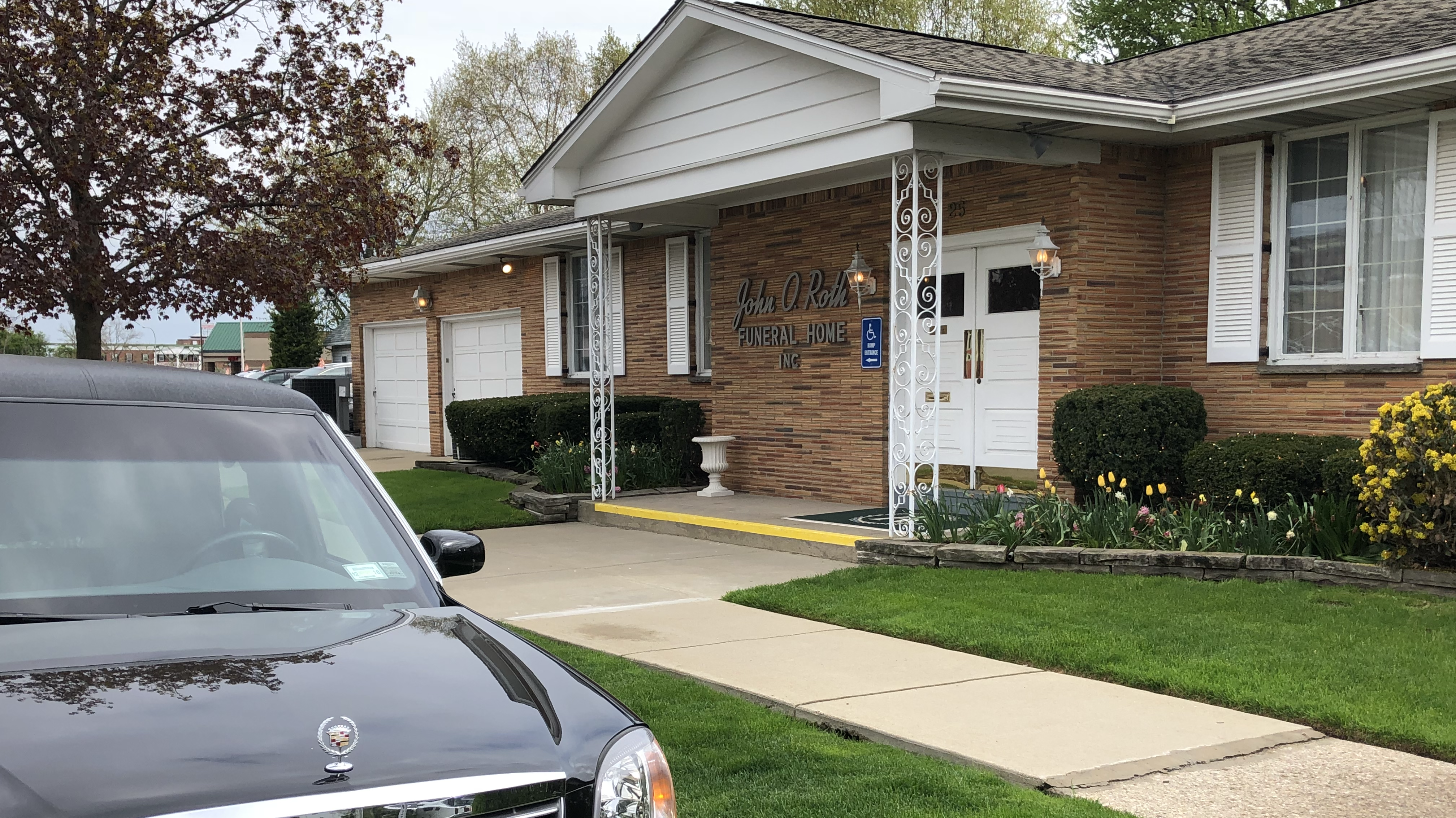 John O Roth Funeral Home Inc.