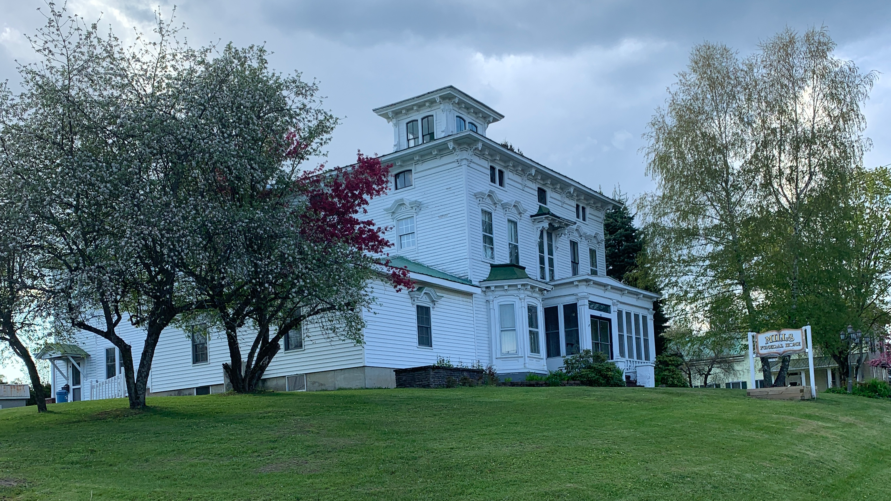 Mills Funeral Home