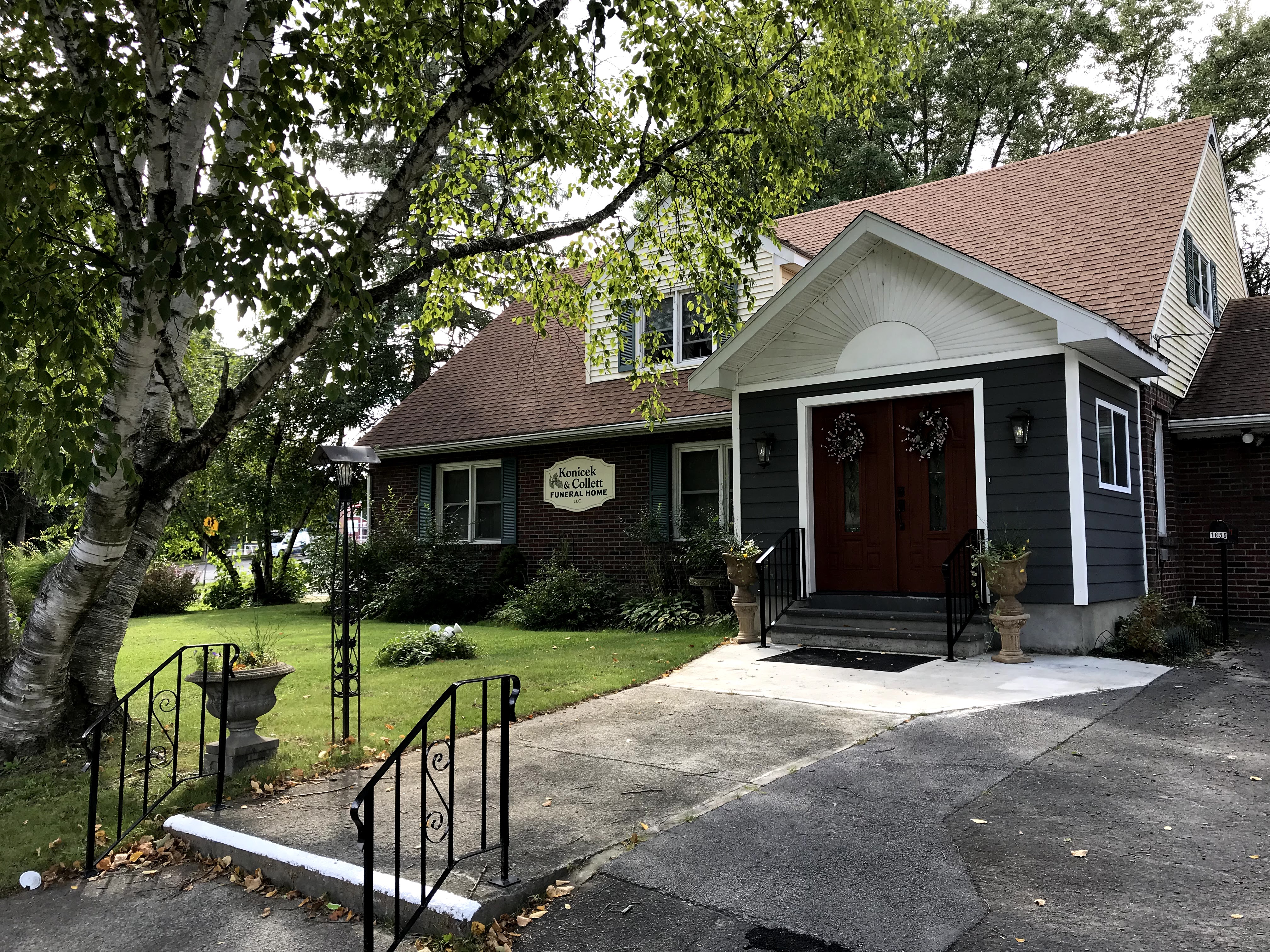 Konicek & Collett Funeral Home